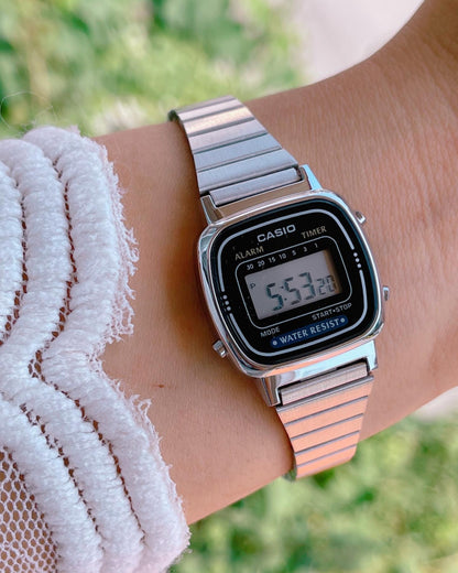 Vintage D124 - Silver