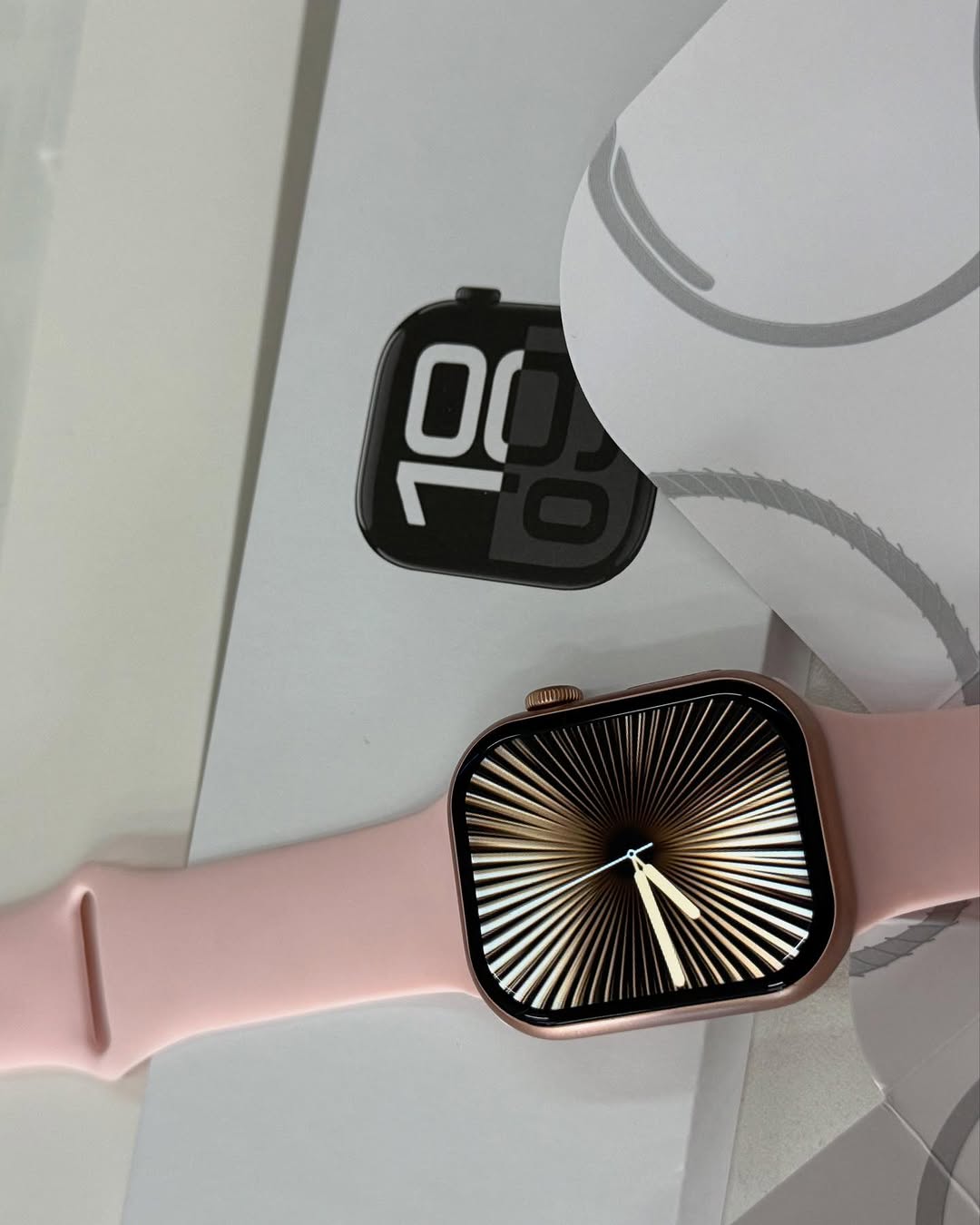 Series 10 Curve Display - With Logo (Baby Pink)