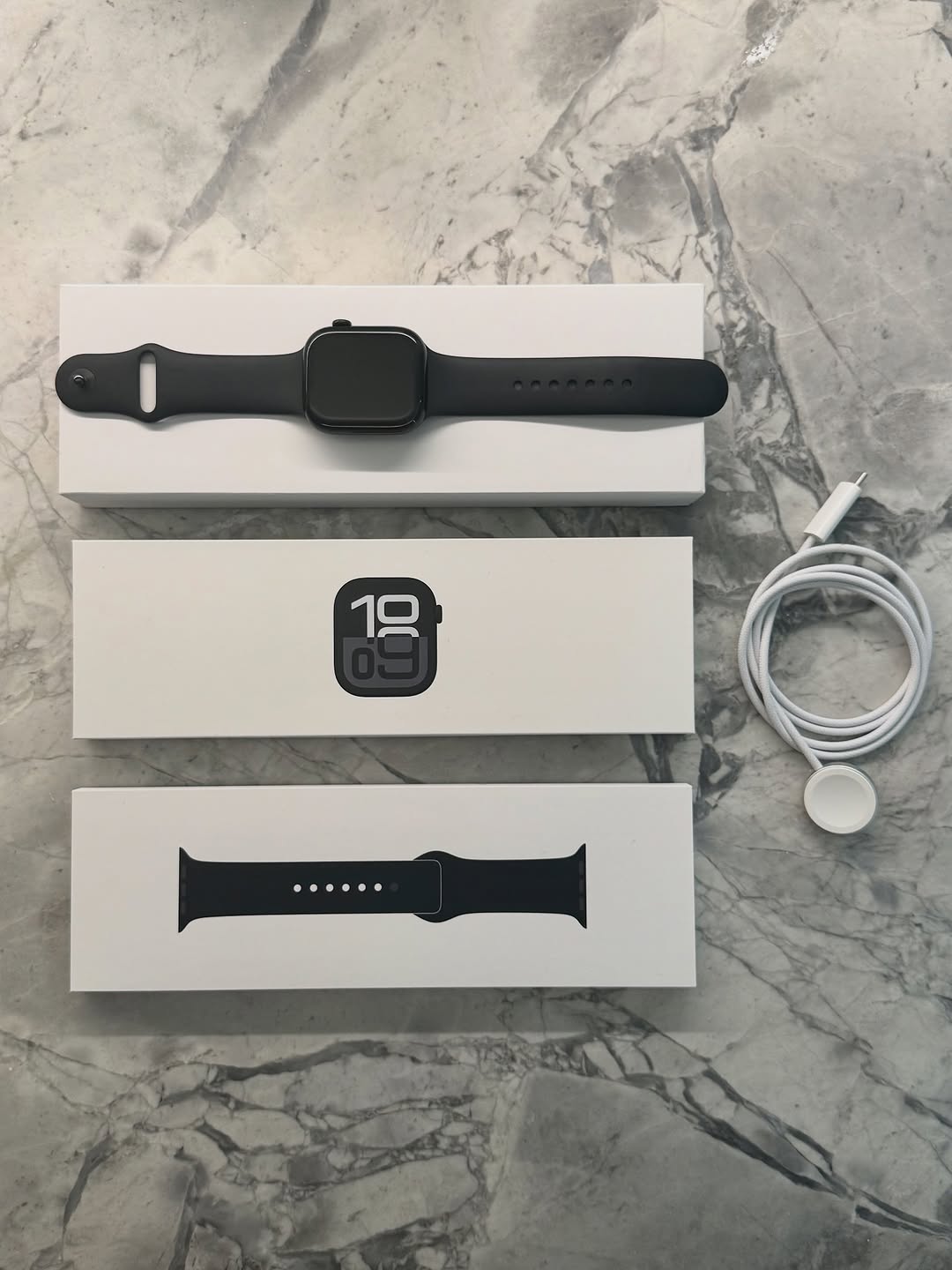 Series 10 Curve Display - With Logo (Black)