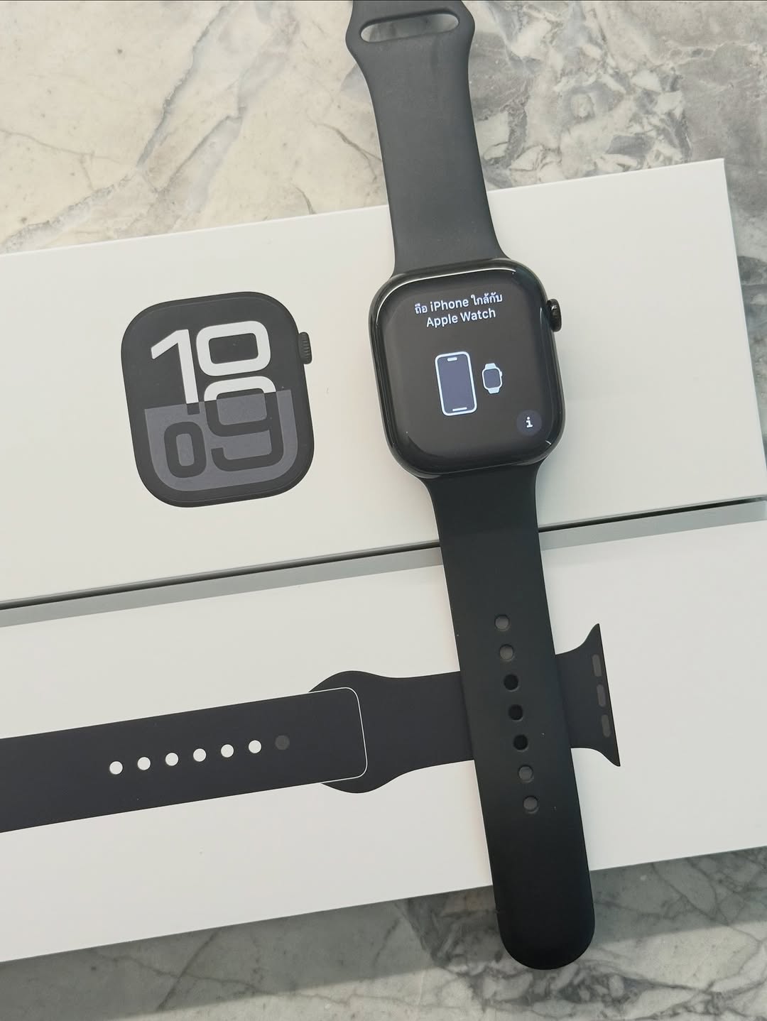 Series 10 Curve Display - With Logo (Black)